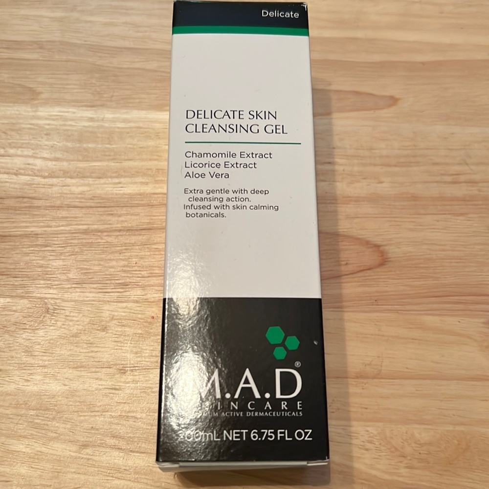 MAD skincare - delicate skin cleansing gel